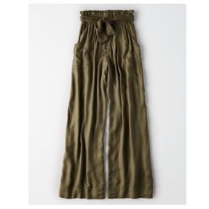 American Eagle paperbag palazzo pants (olive)